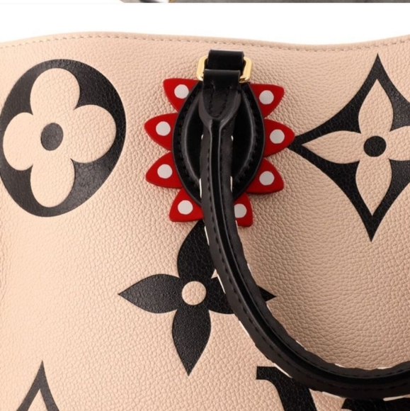 Authentic Louis Vuitton Giant OTG EMPREINTE LEATHER - Picture 9 of 10